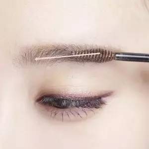 眉毛如何畫才好看？畫好眉毛的方法！